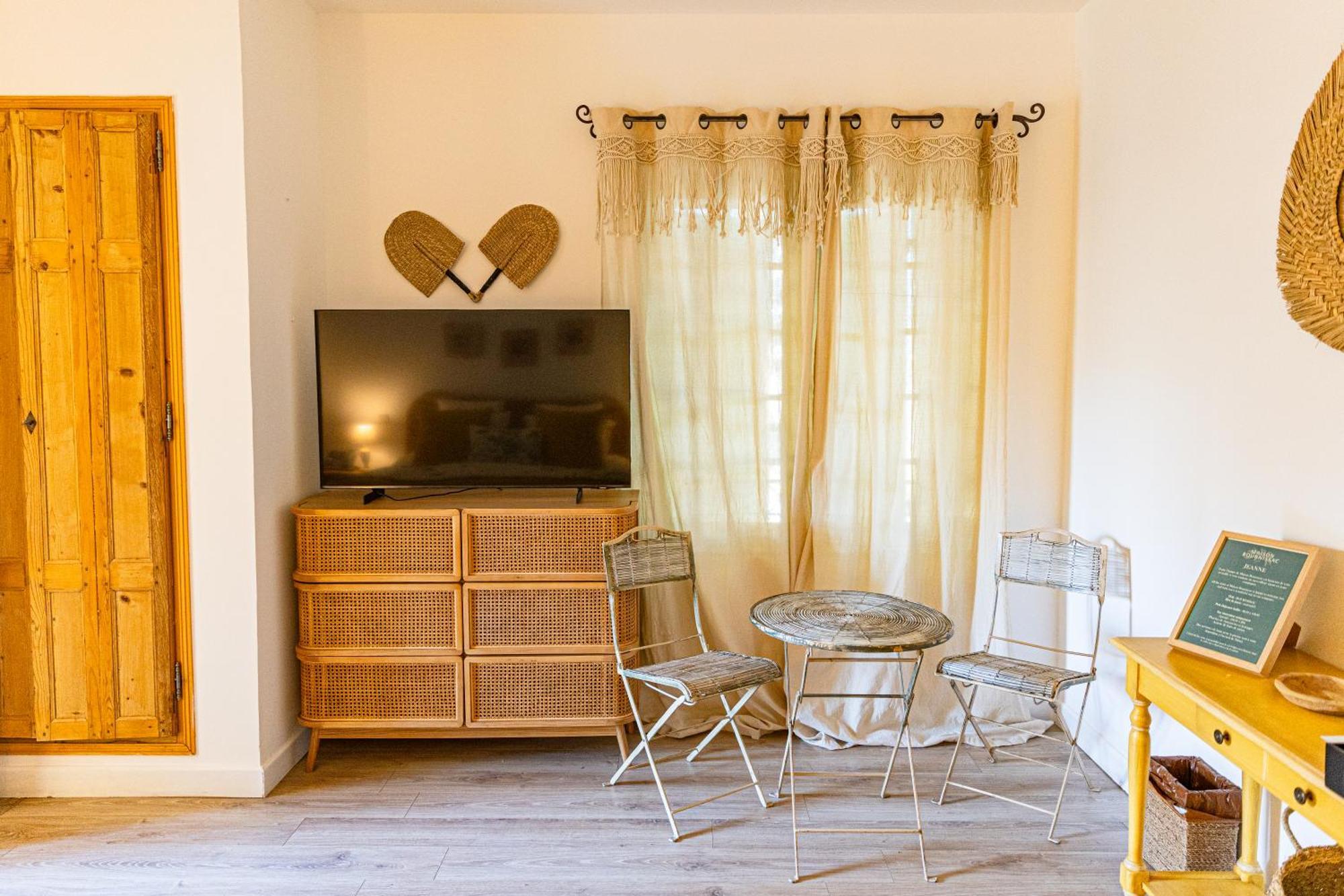 Maison Bournissac Noves Ngoại thất bức ảnh