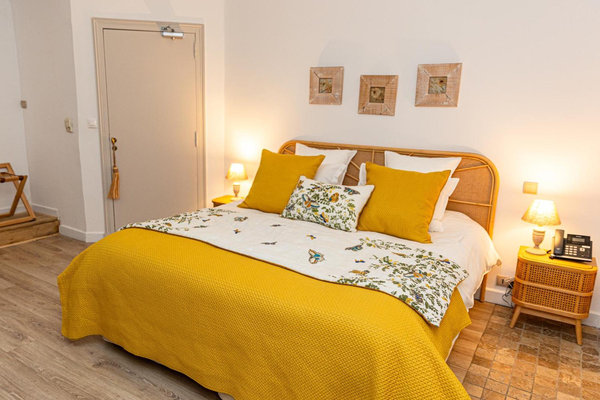 Maison Bournissac Noves Ngoại thất bức ảnh